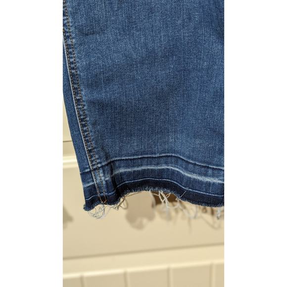 Ellos High Rise Distressed raw Edge Straight Jean Womens Size 18 - Picture 5 of 8